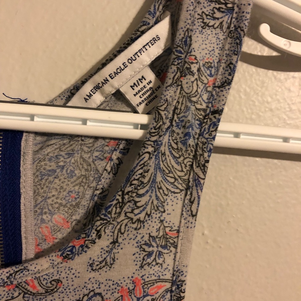 Floral Razor Zip-Up Tank - Picture 2 of 4